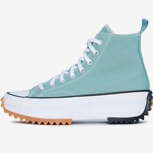 Converse Run Star Hike